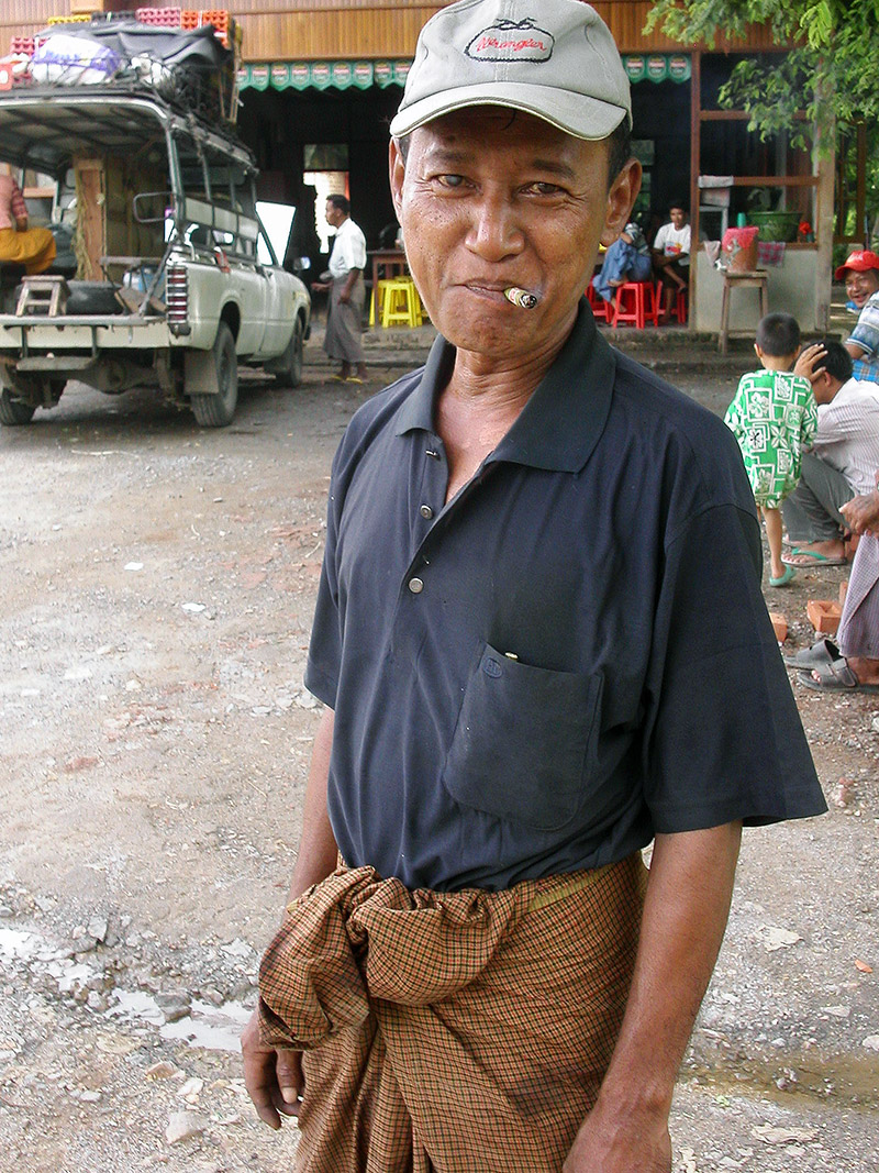 myanmar/pyin_u_lyn_man_cheroot