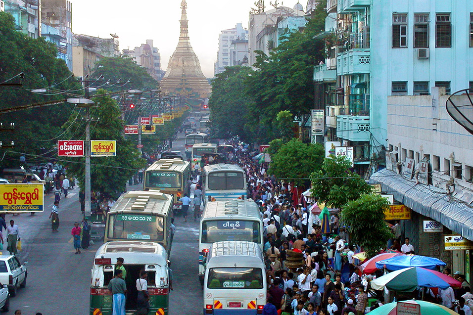 myanmar/yangon_rushhour