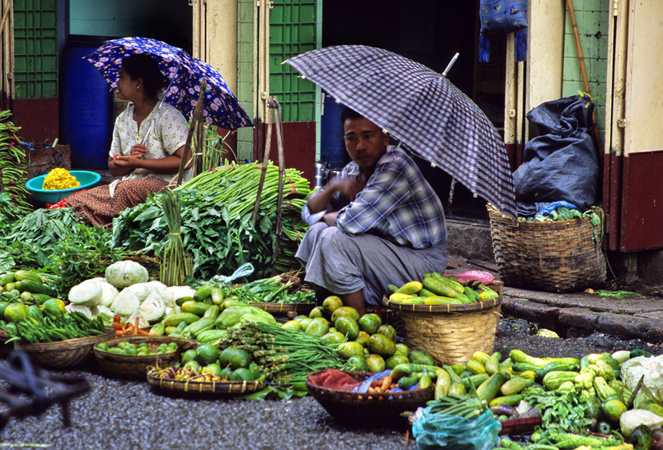 myanmar/yangon_veggie_market