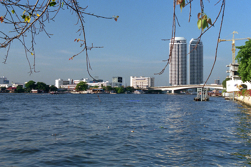 thailand/1999/bangkok_twin_towers