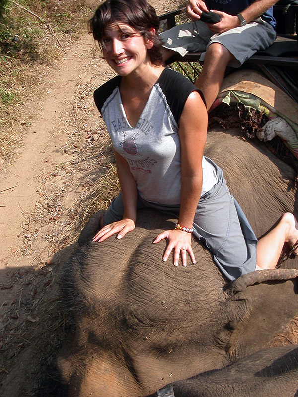 thailand/2004/chiang_mai_trek_rachael_elephant