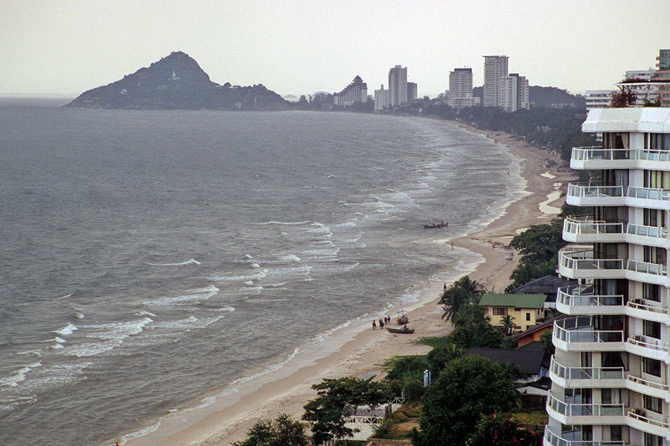 thailand/2004/hua_hin_south_view