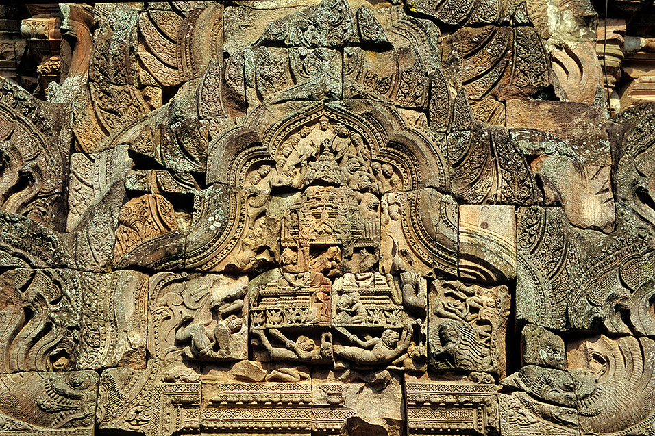 thailand/2004/isan_phanom_rung_motif