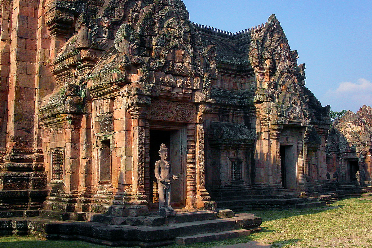 thailand/2004/phnom_rung_main_sanctuary