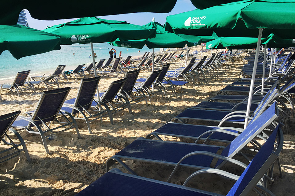 turks_and_caicos/turks_beach_chairs