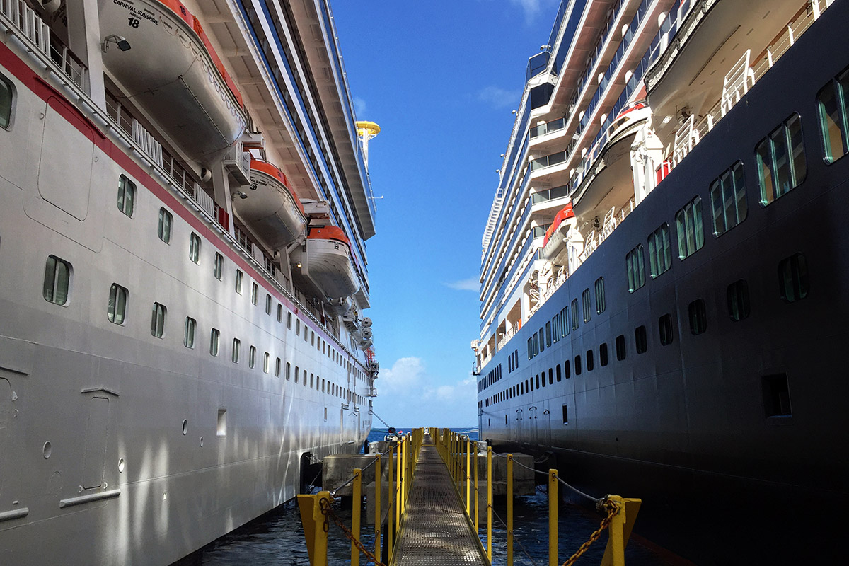 turks_and_caicos/turks_ships