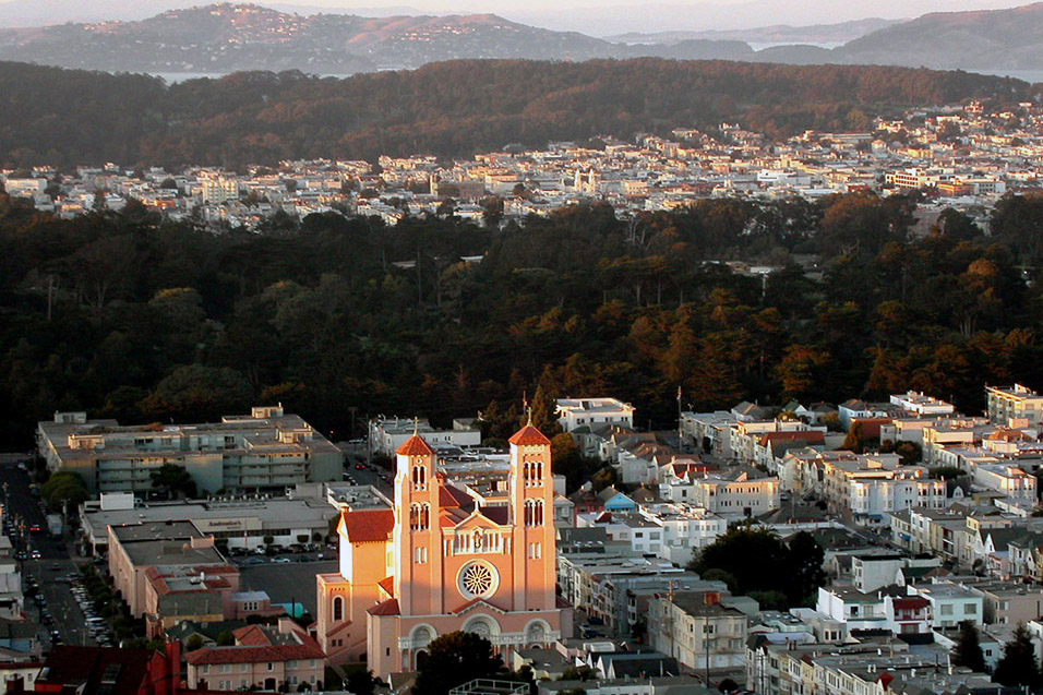 usa/san_francisco/sf_church_coral