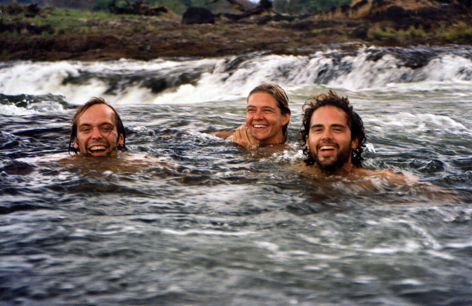 zambia/zam_vic_falls_swimming