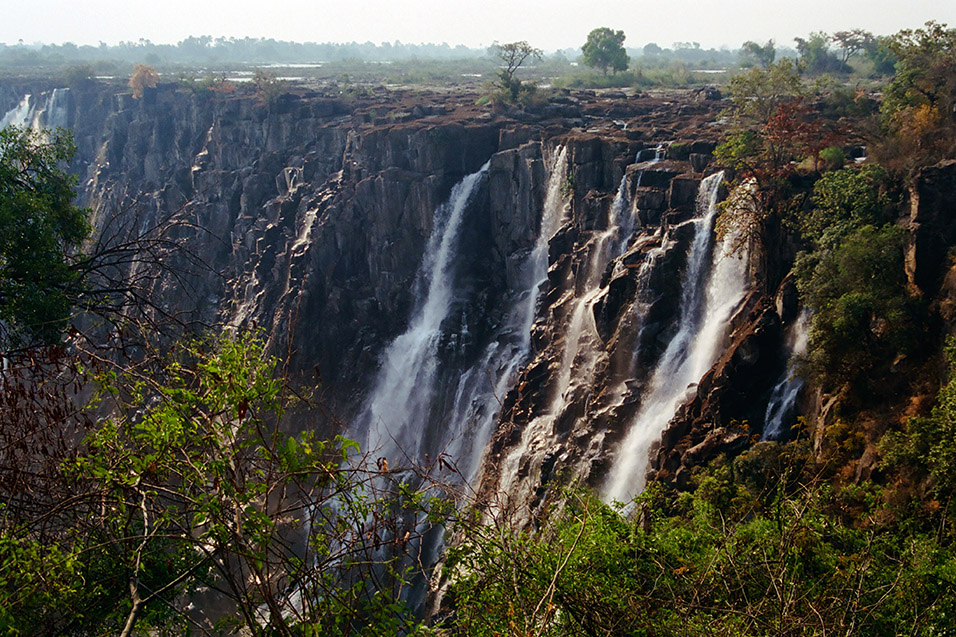 zambia/zambia_small_vic_falls