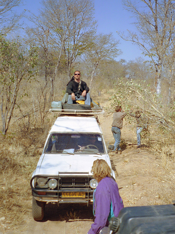 zimbabwe/hwange_breakfast_bush_greg_chris_aren_brian_driving