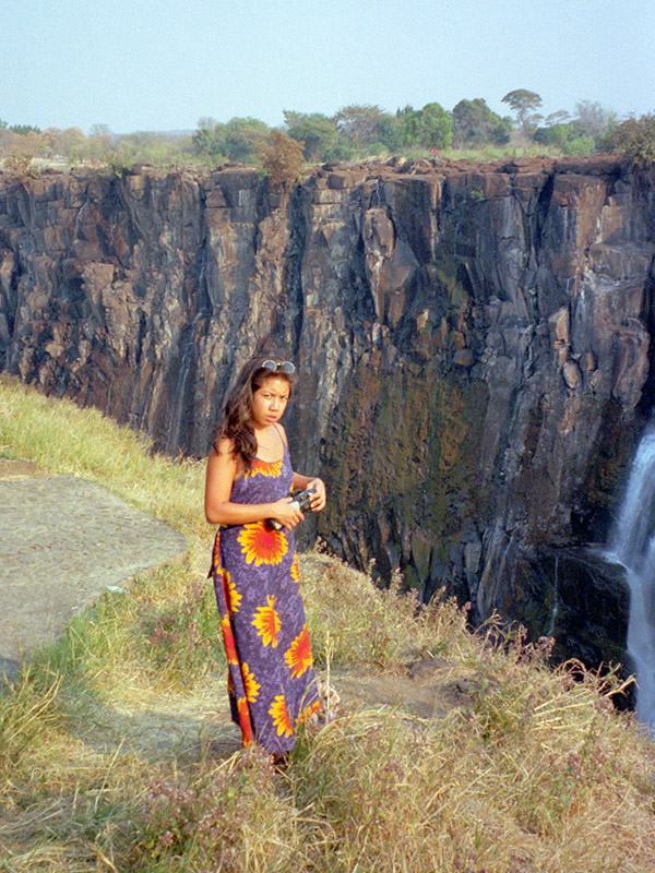 zimbabwe/victoria_falls_jocelyn